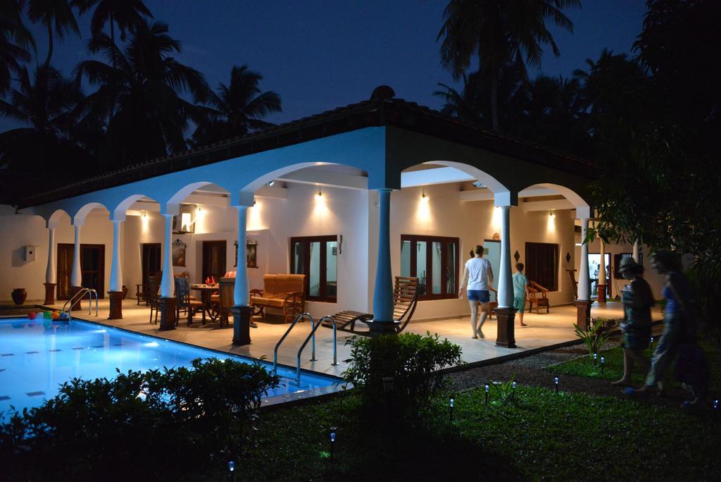 Hotel Lucas à Kosgoda Extérieur photo
