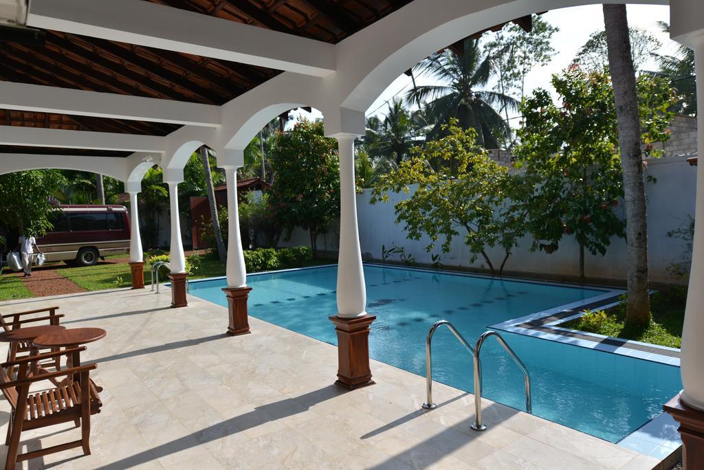 Hotel Lucas à Kosgoda Extérieur photo