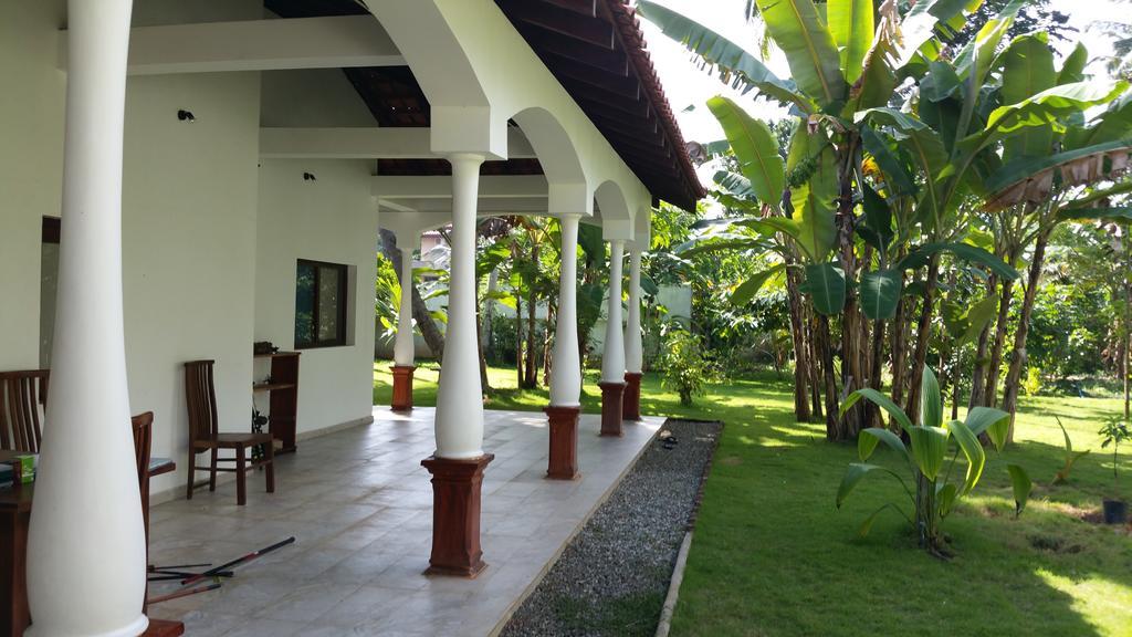 Hotel Lucas à Kosgoda Extérieur photo