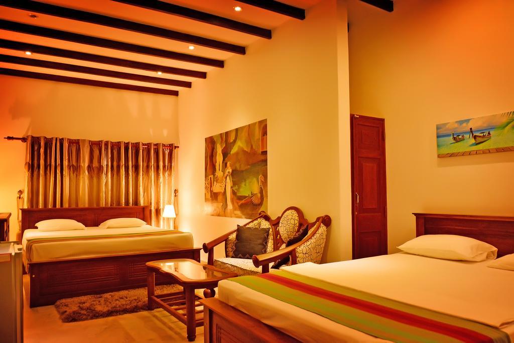 Hotel Lucas à Kosgoda Extérieur photo