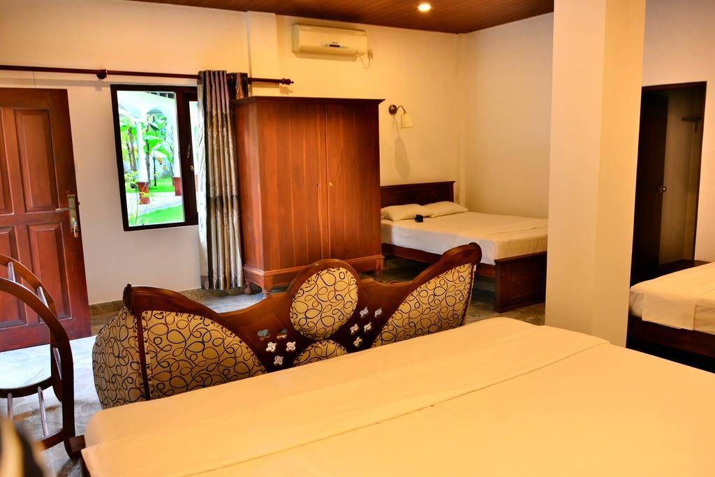 Hotel Lucas à Kosgoda Extérieur photo