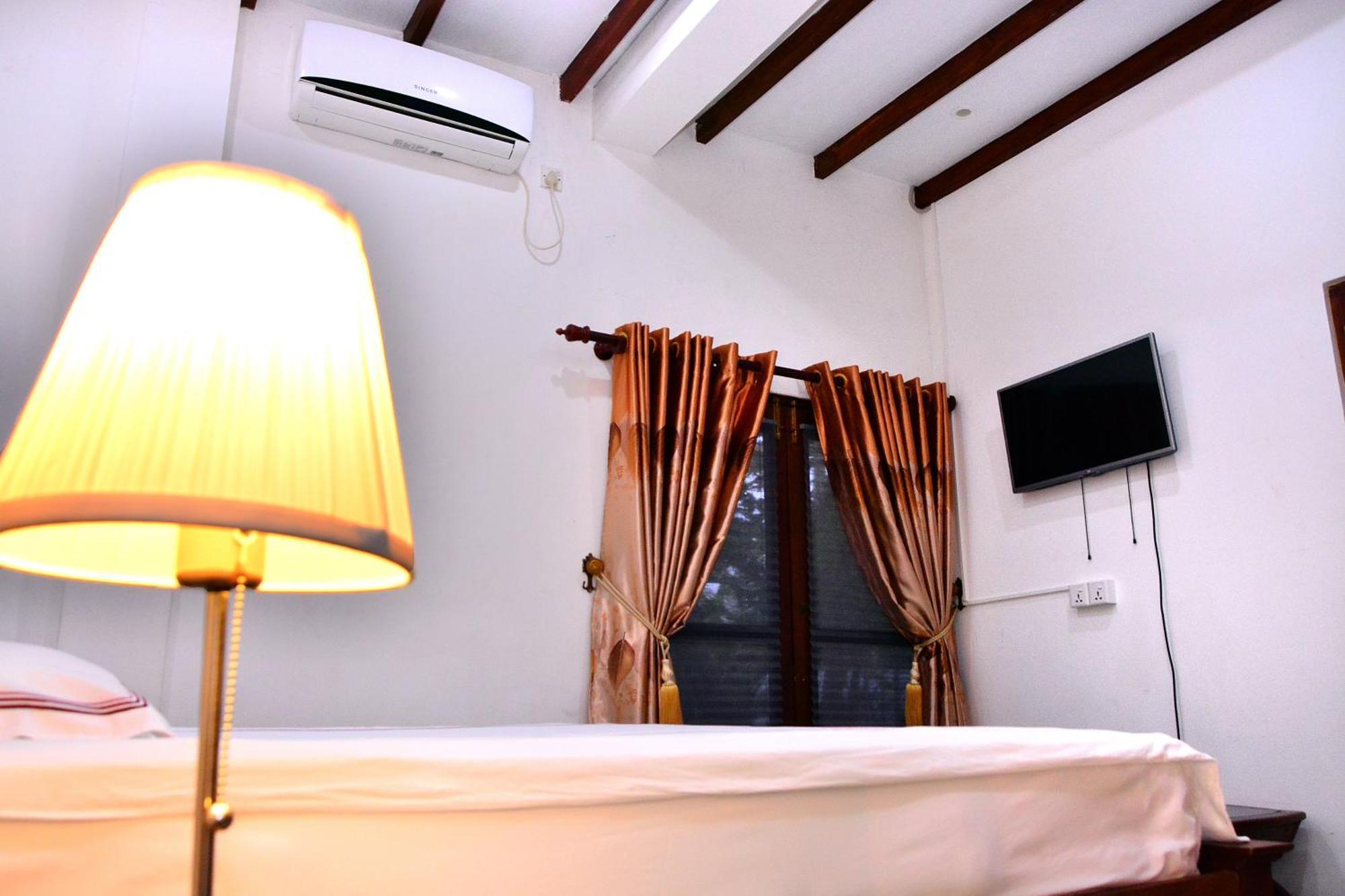 Hotel Lucas à Kosgoda Extérieur photo