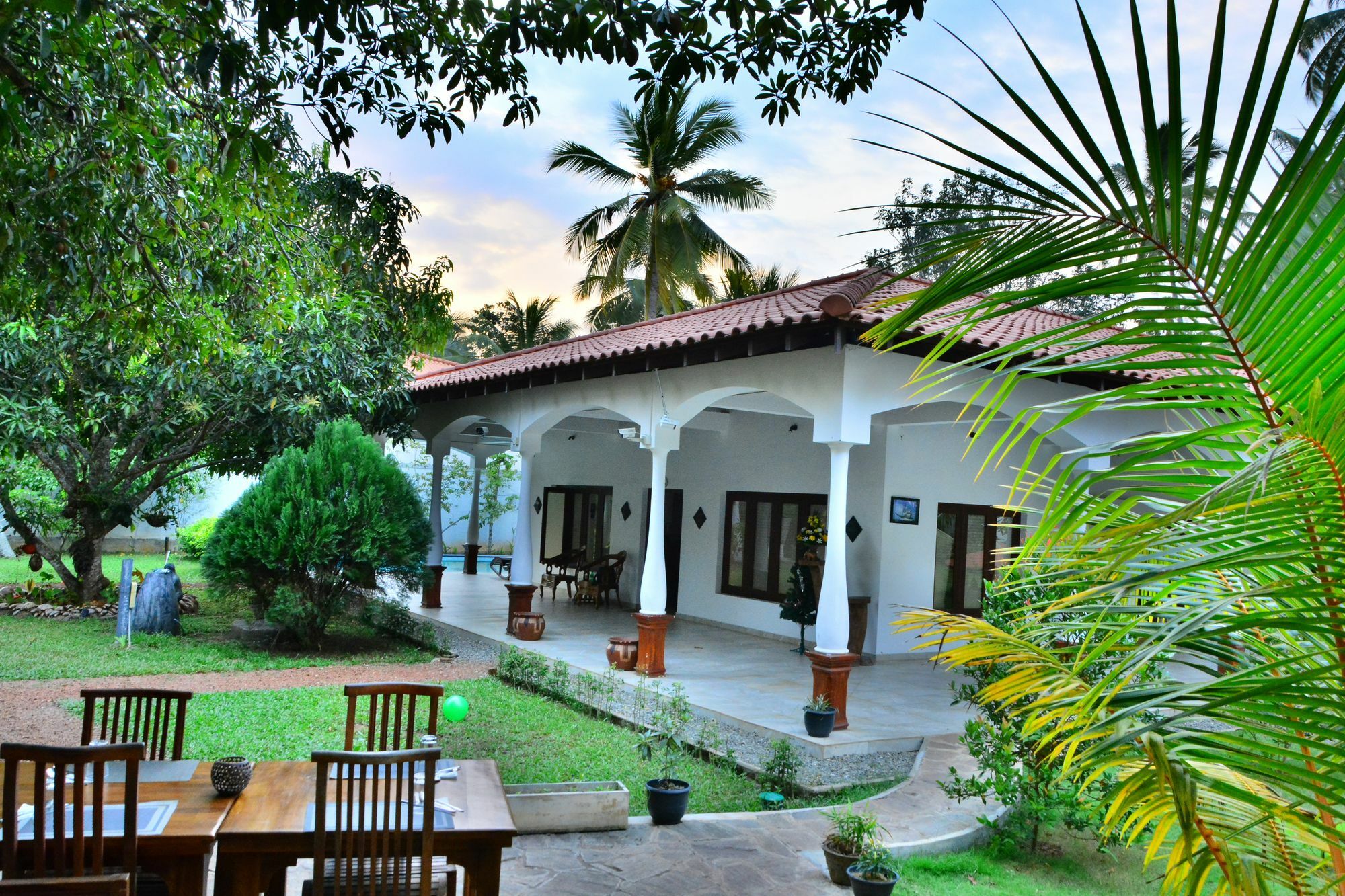 Hotel Lucas à Kosgoda Extérieur photo